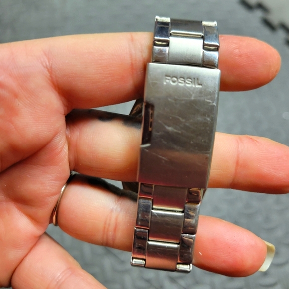 ✨️fossil womens stainless steel watch!✨️ - Picture 2 of 4